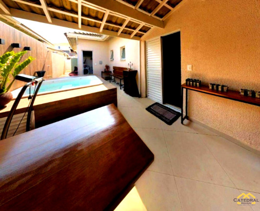 Imagem Imóvel com 3 Quartos à Venda, 140 m² em Medeiros - Jundiaí Imagem Imóvel com 3 Quartos à Venda, 140 m² em Medeiros - Jundiaí