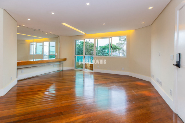 Imagem Apartamento com 2 Quartos à Venda, 142 m² em Campo Belo - São Paulo