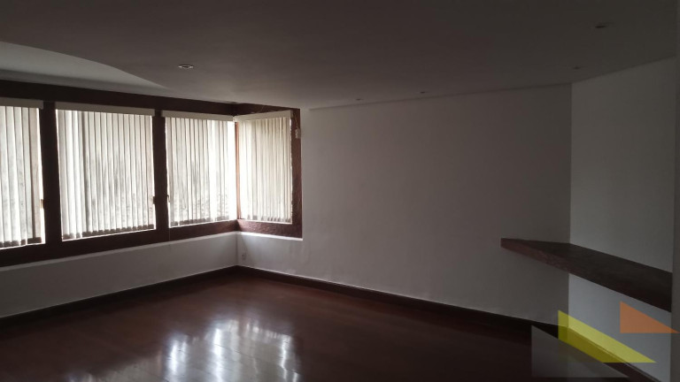 Imagem Casa com 4 Quartos à Venda, 400 m² em São Bento - Belo Horizonte Imagem Casa com 4 Quartos à Venda, 400 m² em São Bento - Belo Horizonte