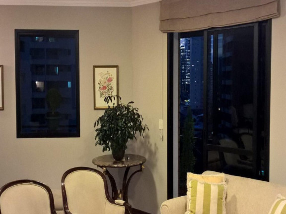 Imagem Imóvel com 4 Quartos à Venda, 205 m² em Vila Nova Conceição - São Paulo Imagem Imóvel com 4 Quartos à Venda, 205 m² em Vila Nova Conceição - São Paulo