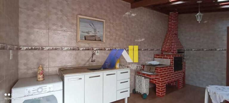 Imagem Casa com 3 Quartos à Venda, 265 m² em Centro - Pouso Alegre Imagem Casa com 3 Quartos à Venda, 265 m² em Centro - Pouso Alegre
