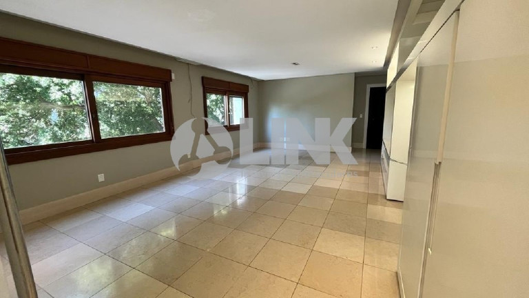 Imagem Apartamento com 3 Quartos à Venda, 325 m² em Moinhos De Vento - Porto Alegre