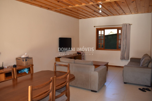 Imagem Imóvel com 4 Quartos à Venda, 200 m² em Região Dos Mellos - Campos Do Jordão Imagem Imóvel com 4 Quartos à Venda, 200 m² em Região Dos Mellos - Campos Do Jordão
