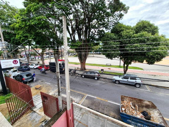 Imagem Casa à Venda, 248 m² em Centro - Pindamonhangaba Imagem Casa à Venda, 248 m² em Centro - Pindamonhangaba