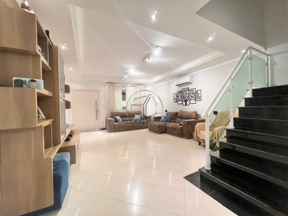 Imagem Sobrado com 3 Quartos à Venda, 121 m² em Caiçara - Praia Grande Imagem Sobrado com 3 Quartos à Venda, 121 m² em Caiçara - Praia Grande