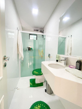Imagem Apartamento com 3 Quartos à Venda, 116 m² em Centro - Balneário Camboriú Imagem Apartamento com 3 Quartos à Venda, 116 m² em Centro - Balneário Camboriú