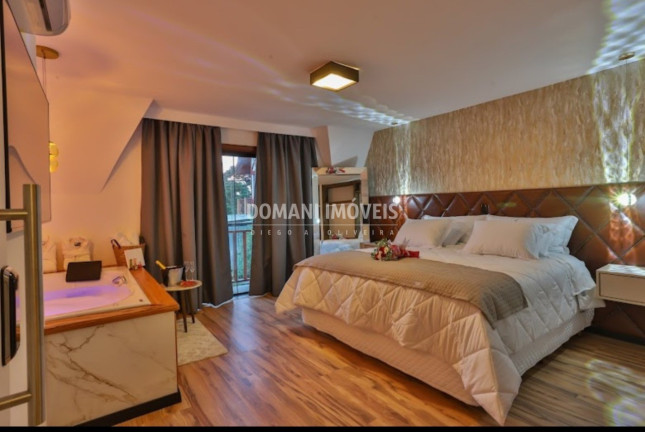 Imagem Imóvel com 10 Quartos à Venda, 520 m² em Região Do Atalaia - Campos Do Jordão Imagem Imóvel com 10 Quartos à Venda, 520 m² em Região Do Atalaia - Campos Do Jordão
