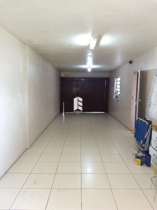 Imagem Casa com 3 Quartos à Venda,  em Centro - Santa Maria