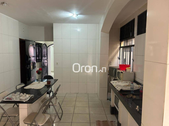 Imagem Casa com 4 Quartos à Venda, 330 m² em Vila Americano Do Brasil - Goiânia