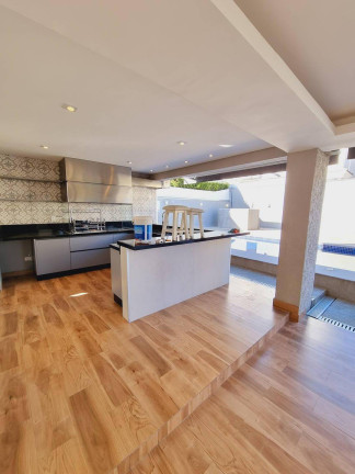 Imagem Casa com 3 Quartos à Venda, 560 m² em Alphaville - Barueri