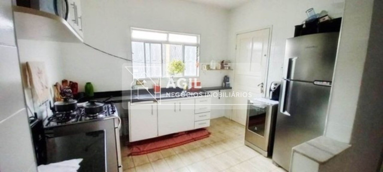 Casa com 3 Quartos à Venda, 280 m² em Jardim Das Cerejeiras - São José Dos Campos