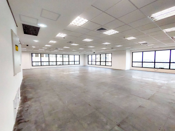 Imagem Imóvel Comercial para Alugar, 677 m² em Alphaville Industrial - Barueri Imagem Imóvel Comercial para Alugar, 677 m² em Alphaville Industrial - Barueri