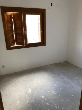 Imagem Casa de Condomínio com 2 Quartos à Venda, 121 m² em Teresópolis - Porto Alegre