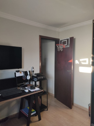 Imagem Casa com 3 Quartos à Venda, 222 m² em Jardim Rubi - Mogi Das Cruzes Imagem Casa com 3 Quartos à Venda, 222 m² em Jardim Rubi - Mogi Das Cruzes