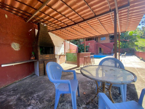 Imagem Casa com 4 Quartos à Venda, 200 m² em Iucas - Teresópolis