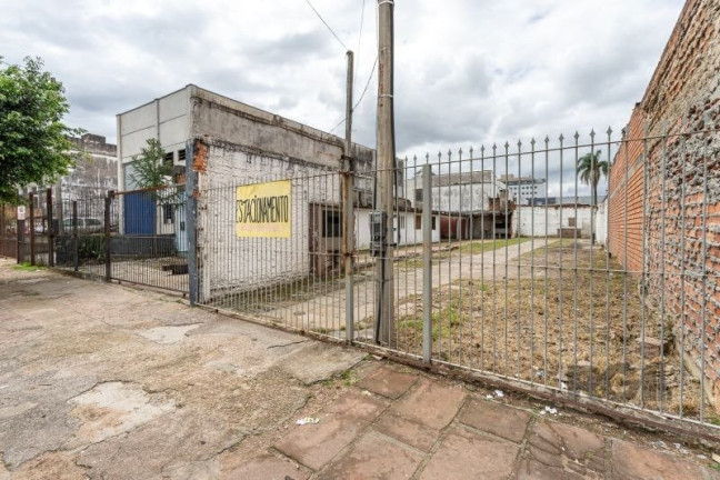 Loja para Alugar, 550 m² em Navegantes - Porto Alegre