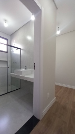 Imagem Casa com 3 Quartos à Venda, 300 m² em Residencial Ouroville - Taubaté Imagem Casa com 3 Quartos à Venda, 300 m² em Residencial Ouroville - Taubaté