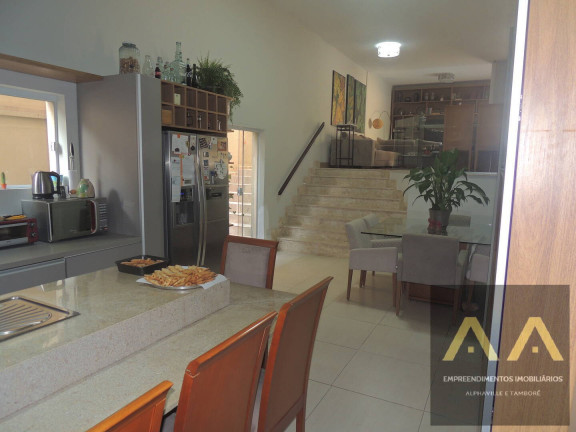 Casa com 5 Quartos à Venda, 356 m² em Alphaville - Santana De Parnaíba