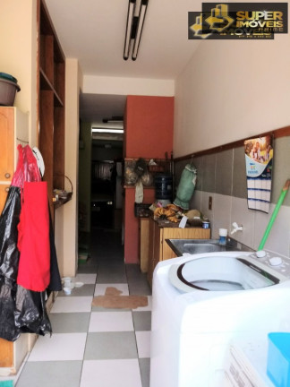 Imagem Casa com 4 Quartos à Venda, 300 m² em Três Vendas - Pelotas Imagem Casa com 4 Quartos à Venda, 300 m² em Três Vendas - Pelotas
