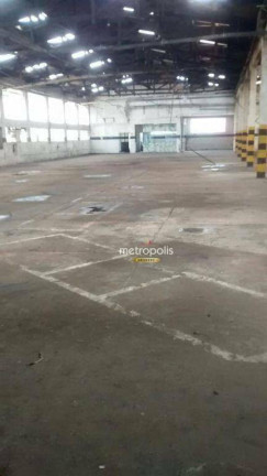 Galpão à Venda ou Locação, 2.457 m² em Taboão - São Bernardo Do Campo