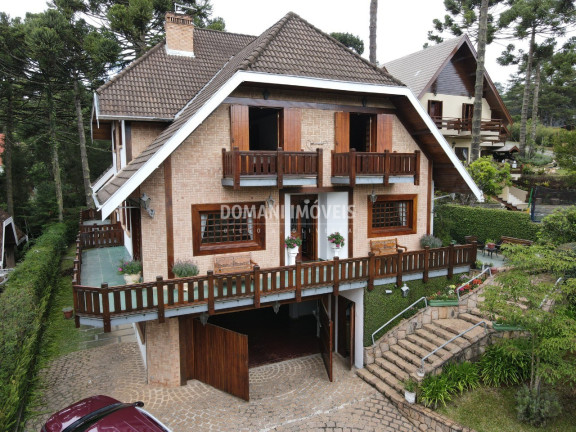 Imagem Casa com 6 Quartos à Venda, 546 m² em Região De Capivari - Campos Do Jordão