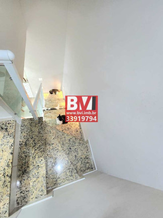 Imagem Casa com 2 Quartos à Venda, 90 m² em Irajá - Rio De Janeiro Imagem Casa com 2 Quartos à Venda, 90 m² em Irajá - Rio De Janeiro