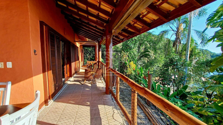 Imagem Casa com 3 Quartos à Venda, 160 m² em Vila Picinguaba - Ubatuba Imagem Casa com 3 Quartos à Venda, 160 m² em Vila Picinguaba - Ubatuba