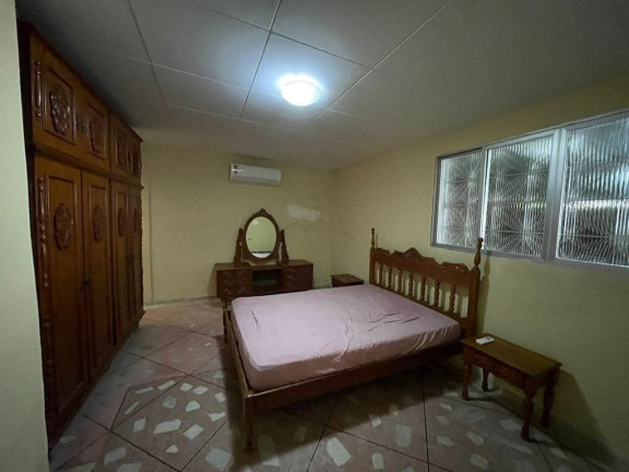 Imagem Casa com 3 Quartos à Venda, 180 m² em San Martin - Recife