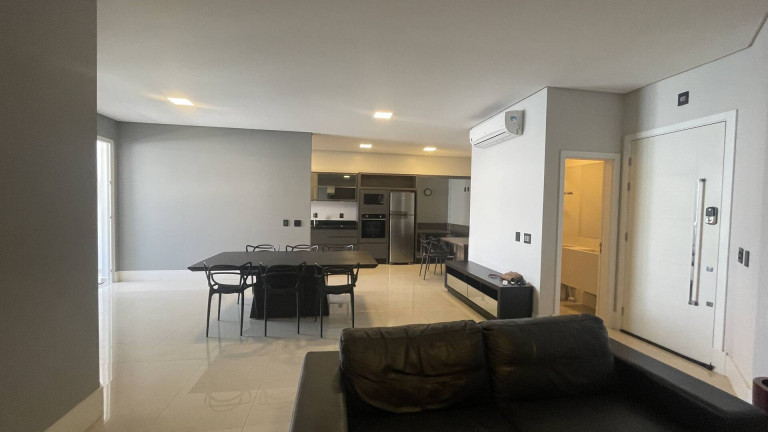 Imagem Apartamento com 3 Quartos para Alugar, 141 m² em Canasvieiras - Florianópolis
