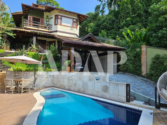 Imagem Casa com 4 Quartos à Venda, 600 m² em Vargem Grande - Rio De Janeiro Imagem Casa com 4 Quartos à Venda, 600 m² em Vargem Grande - Rio De Janeiro