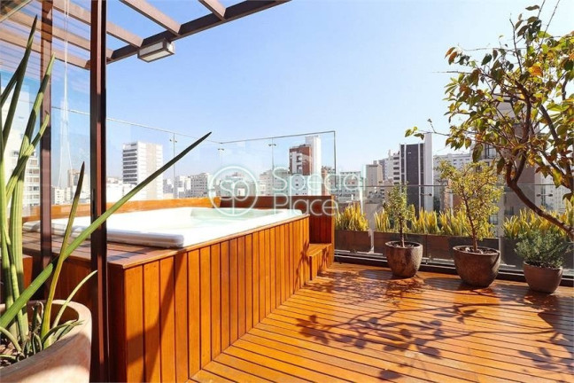 Imagem Cobertura com 4 Quartos à Venda ou Locação, 600 m² em Jardim América - São Paulo