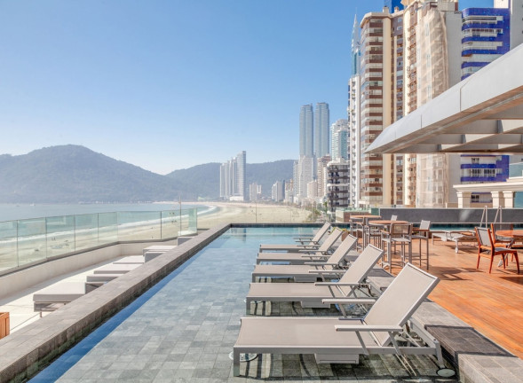 Imagem Imóvel com 4 Quartos à Venda, 248 m² em Centro - Balneário Camboriú Imagem Imóvel com 4 Quartos à Venda, 248 m² em Centro - Balneário Camboriú