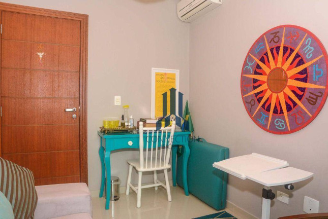 Imagem Casa com 3 Quartos à Venda, 379 m² em Santa Felicidade - Curitiba