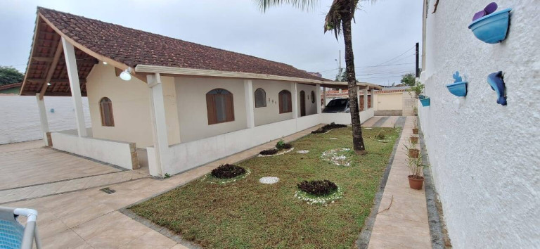 Imagem Casa com 5 Quartos à Venda, 224 m² em Jardim Barra De Jangadas - Peruíbe