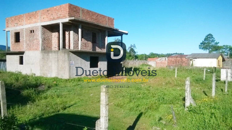 Casa com 3 Quartos à Venda, 200 m² em Diácono João Luiz Pozzobon - Santa Maria