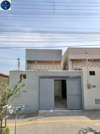 Imagem Casa com 1 Quarto à Venda, em Carolina Parque - Goiânia Imagem Casa com 1 Quarto à Venda, em Carolina Parque - Goiânia