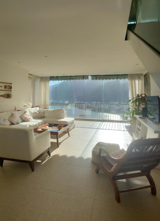 Imagem Cobertura com 3 Quartos à Venda, 220 m² em Lagoa - Rio De Janeiro Imagem Cobertura com 3 Quartos à Venda, 220 m² em Lagoa - Rio De Janeiro