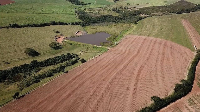 Imagem Fazenda à Venda, 100 m² em Zona Rural - Casa Branca Imagem Fazenda à Venda, 100 m² em Zona Rural - Casa Branca