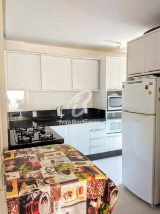 Imagem Apartamento com 3 Quartos para Temporada, em Mariscal - Bombinhas Imagem Apartamento com 3 Quartos para Temporada, em Mariscal - Bombinhas