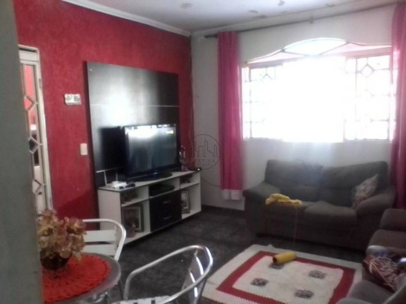 Casa com 6 Quartos à Venda, 160 m² em Recanto Das Emas - Brasília