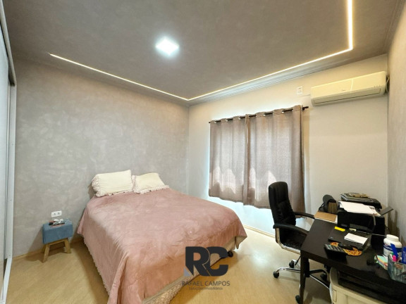 Imagem Casa com 3 Quartos à Venda, 180 m² em Vila Nely - Itaquaquecetuba Imagem Casa com 3 Quartos à Venda, 180 m² em Vila Nely - Itaquaquecetuba