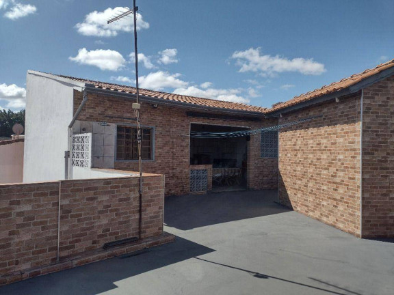 Imagem Casa com 3 Quartos à Venda, 330 m² em Vila Barão - Sorocaba