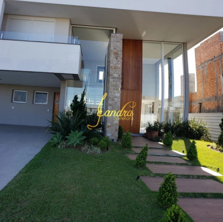 Imagem Casa de Condomínio com 5 Quartos à Venda, 275 m² em Centro - Torres