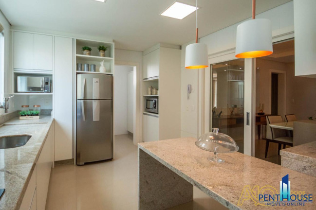 Imagem Apartamento com 3 Quartos à Venda, 139 m² em Centro - Balneário Camboriú Imagem Apartamento com 3 Quartos à Venda, 139 m² em Centro - Balneário Camboriú