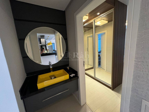 Imagem Apartamento com 3 Quartos à Venda, 108 m² em Centro - Balneário Camboriú Imagem Apartamento com 3 Quartos à Venda, 108 m² em Centro - Balneário Camboriú