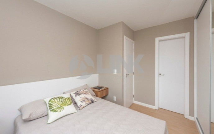 Imagem Apartamento com 3 Quartos à Venda, 65 m² em Petrópolis - Porto Alegre