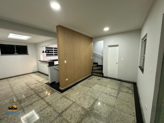 Imagem Sobrado com 3 Quartos à Venda, 145 m² em Aparecida - Santos