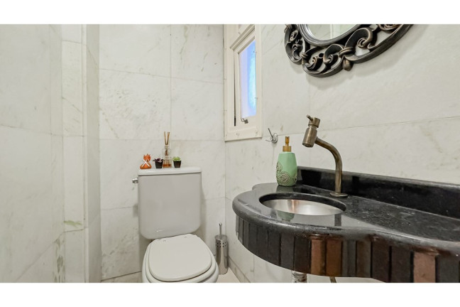 Imagem Apartamento com 3 Quartos à Venda, 136 m² em Petrópolis - Porto Alegre