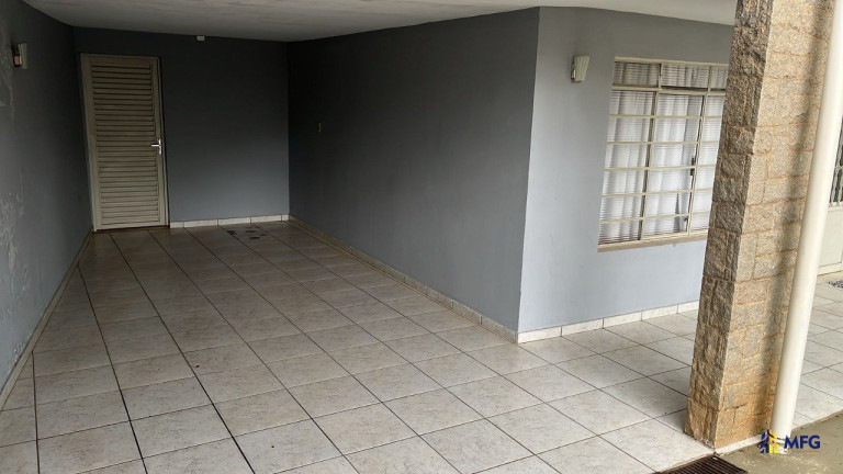 Casa com 3 Quartos à Venda, 453 m² em Brasil - Itu