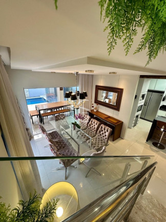 Imagem Casa com 3 Quartos à Venda,  em América - Joinville